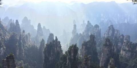 武汉出发，湘西秘境之旅 凤凰古城与张家界五日精致小团游